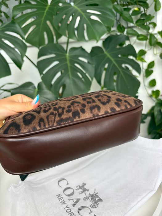 Coach Terry sholder animal print