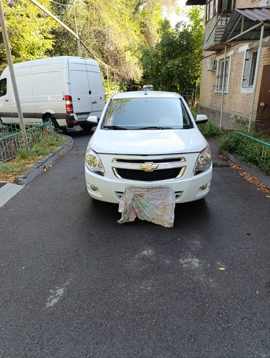 Продажа машины  легковая