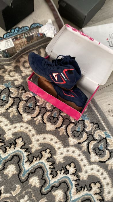 Продам борцовки DEMIX для борьбы отличное состояние!