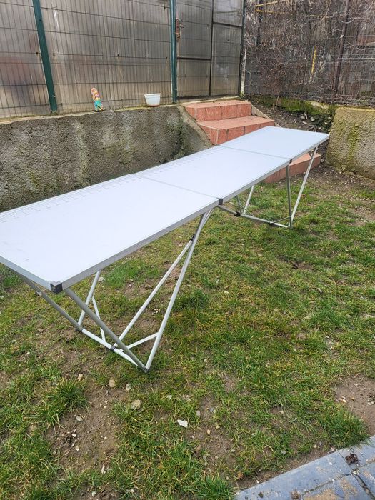 Vând masa.plianta ptr.piata