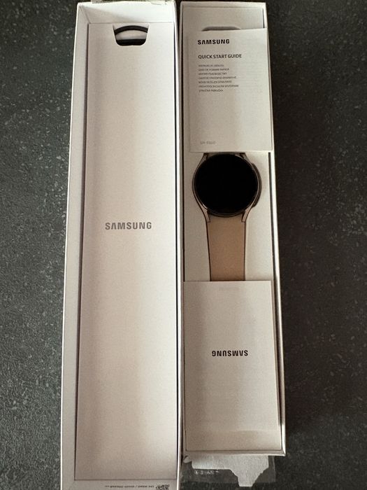 Ceas Galaxy Watch 4