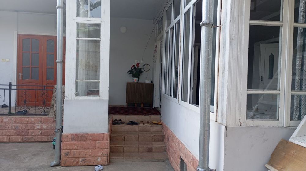 Уй сотилади 7.6 сотих