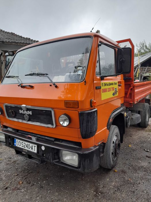 Услуга с комбиниран багер, самосвал валяк и асфалтополагачка!!!