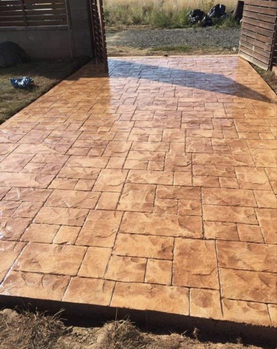 Beton amprentat diferite modele si culori.
