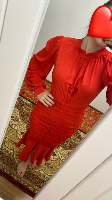 Продам платья срочна