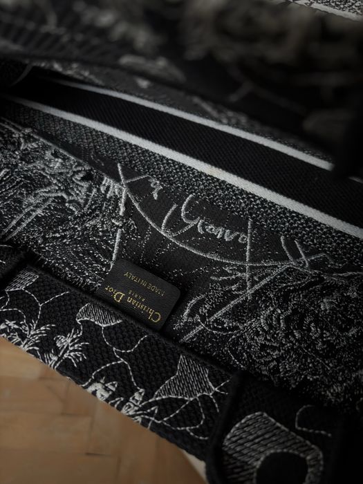 Чанта Christian Dior Tote Around the World