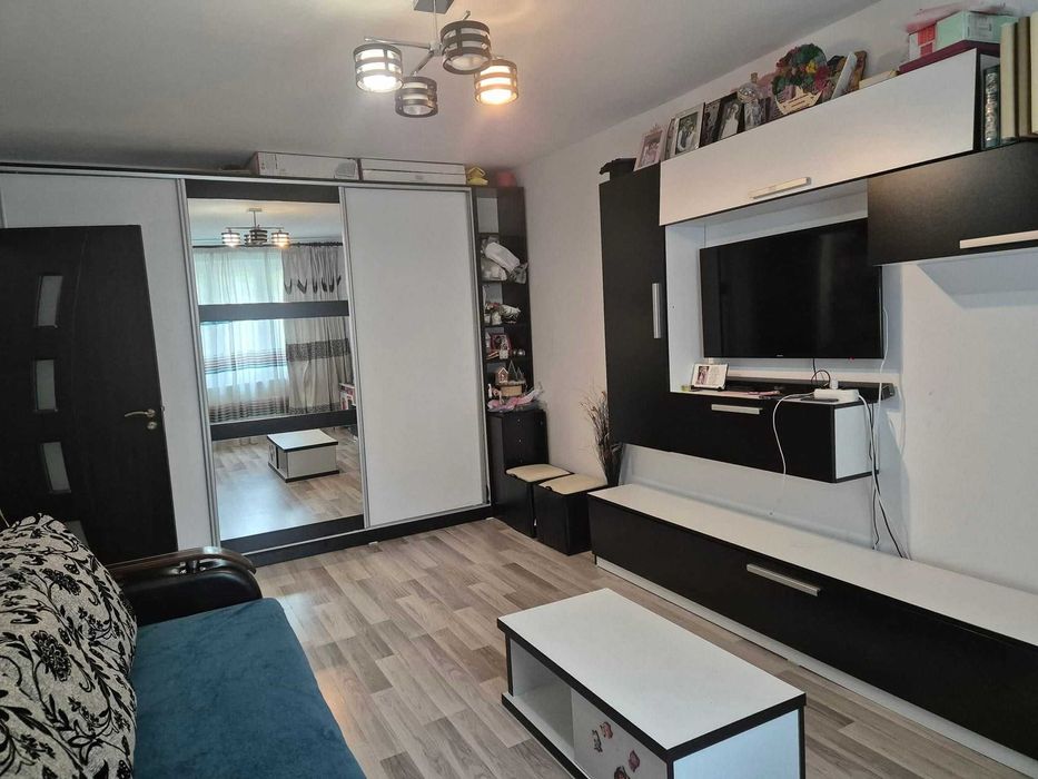 Apartament cu 2 camere de inchiriat , zona Rahova