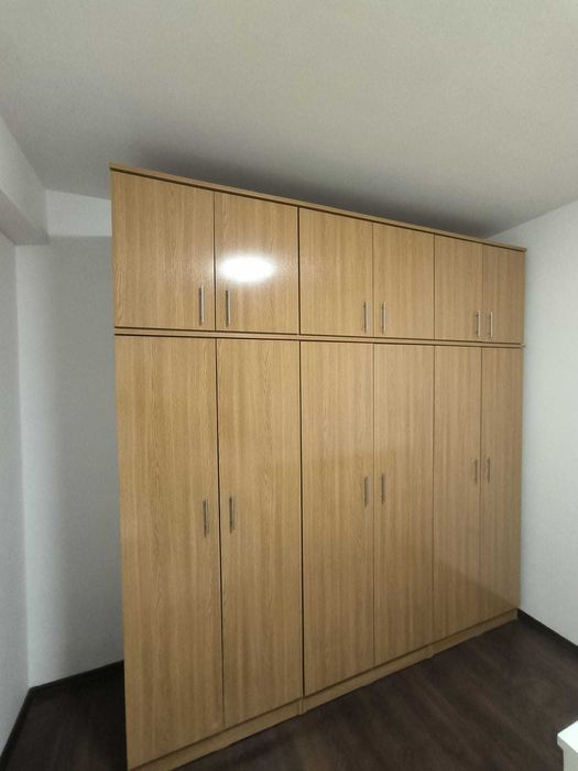 Mobilă dormitor IKEA – set complet, ca nou