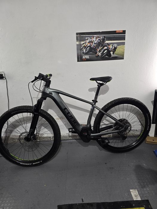 Cube reaction hybrid 29 електрически планински велосипед Bosch