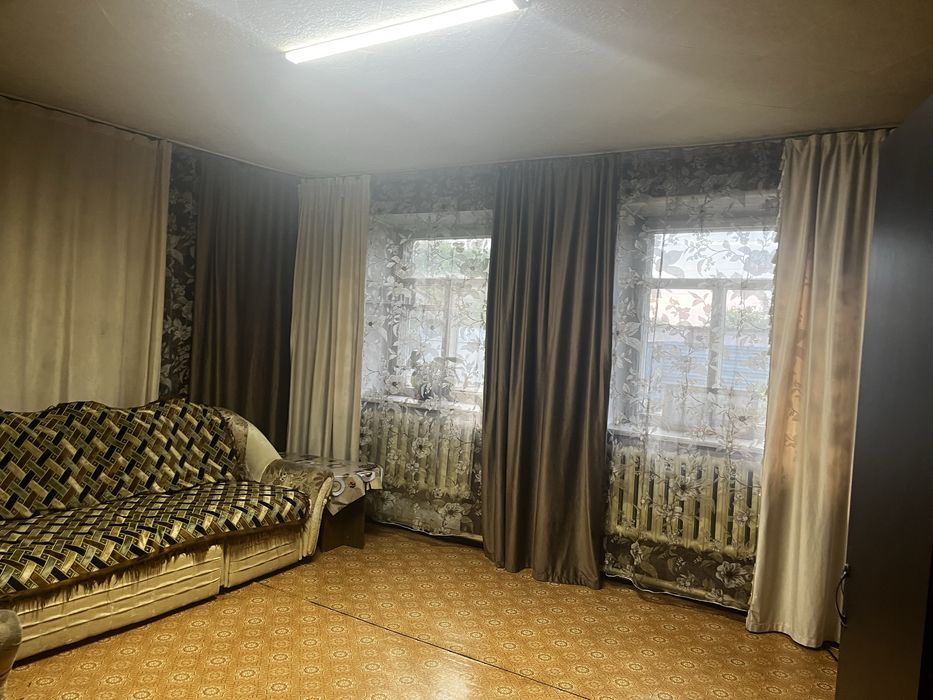 Продаеться срочно дом