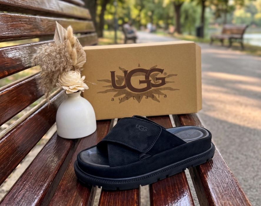 Papuci Dama UGG Negri - Full Box