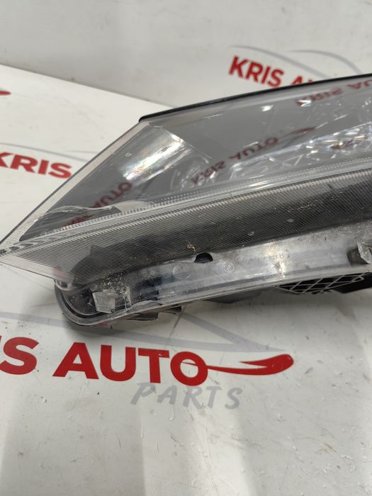 Ляв фар Skoda Superb Xenon LED 2018г