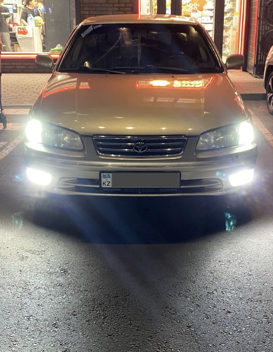 Тойота Камри 25 2001
