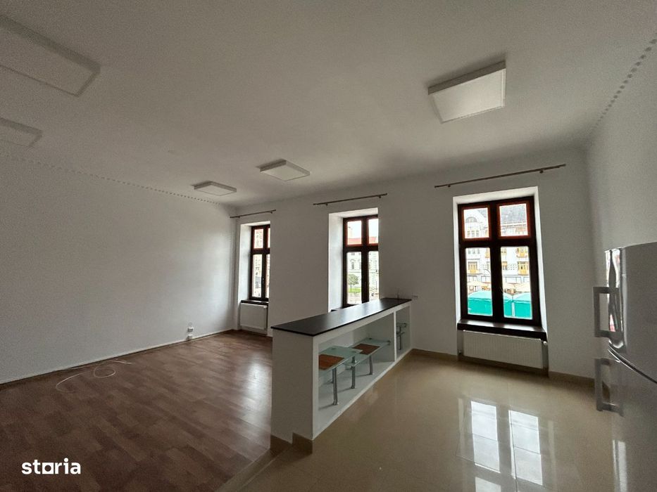 Spatiu ultra central pentru birouri