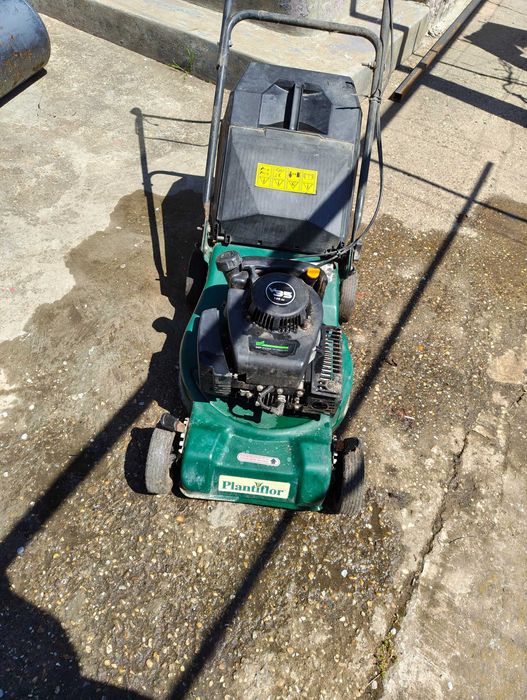 Бензинова косачка