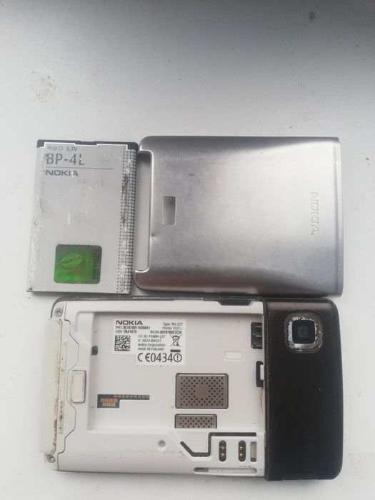 Продам смартфон  Nokia e61i.