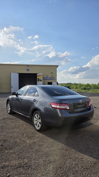 Продам тойота камри 45 2011г