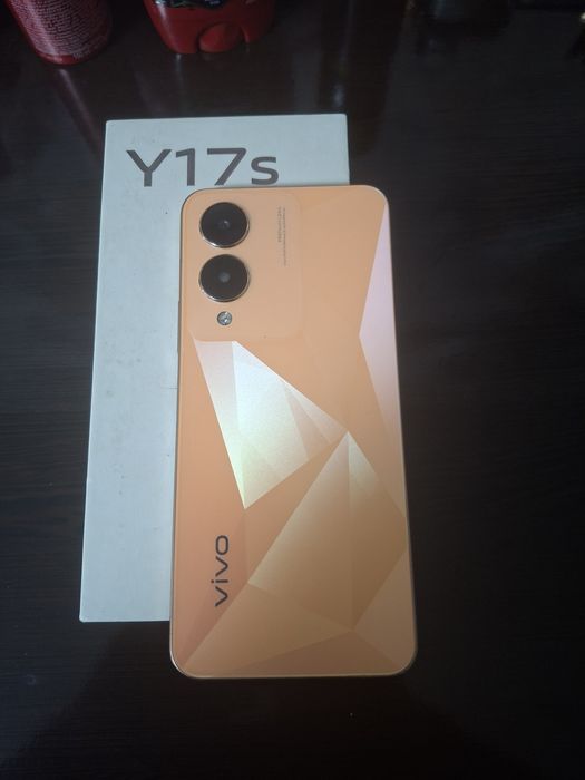 Сотилади vivo y17s