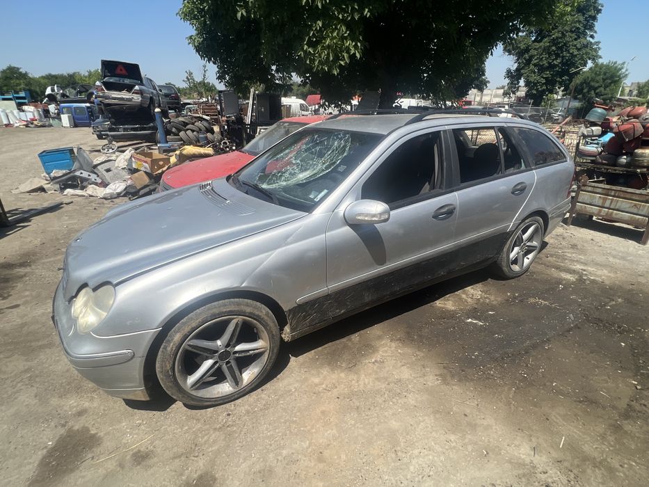 Mercedes c220 комби НА ЧАСТИ