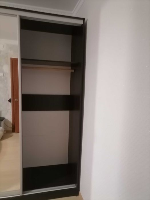 Продам большой шкаф