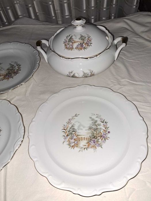 set serviciu farfurii portelan Bavaria Schuman 12 persoane 43 piese