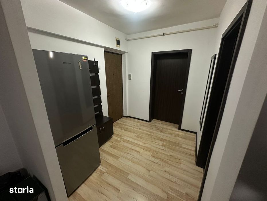 Apartament 3 camere, semidecomandat, 60 mp - Centru! — fotografia 1
