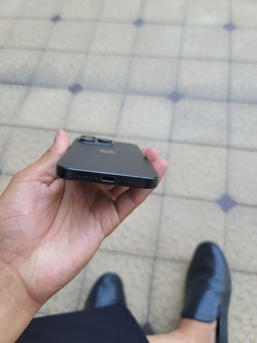 Iphone 15 Pro sotiladi