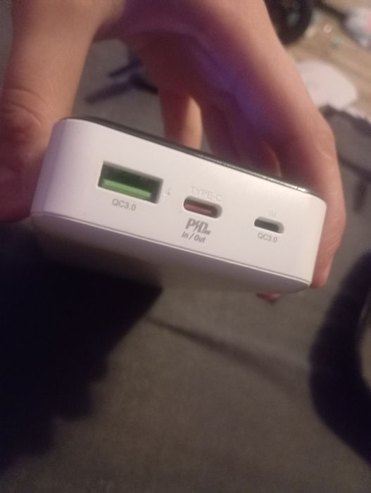 Продам повербанк