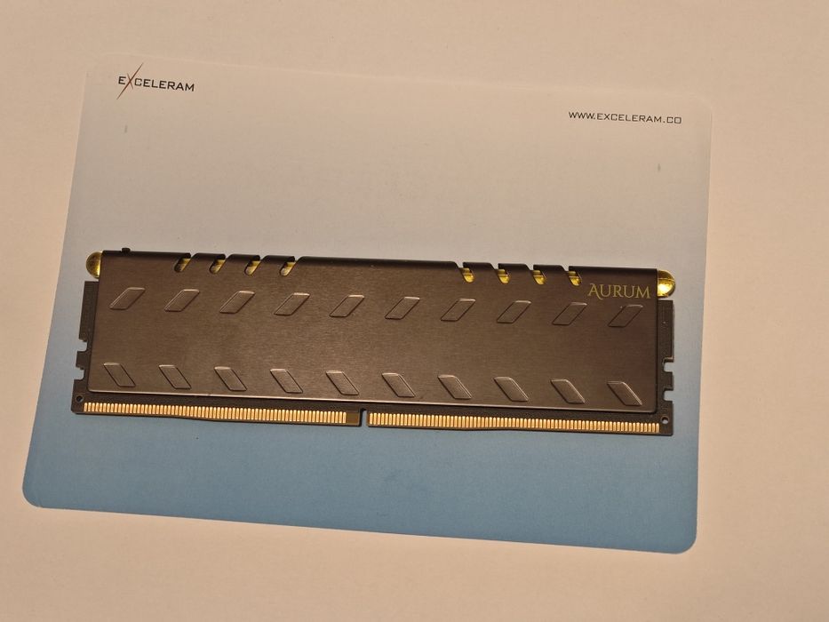 24GB DDR5 6000MHz CL28 pentru AMD