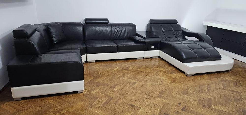 Vand coltar negru din piele