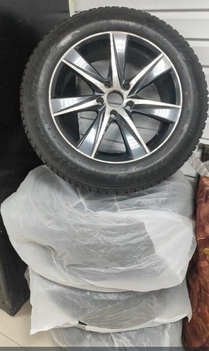 Продам диски с резиной