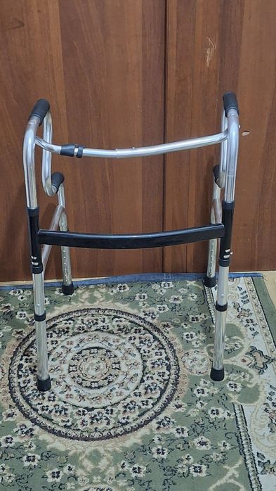 Ходунок для взрослых