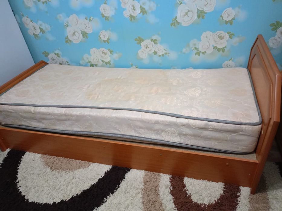 Кровать односпальная