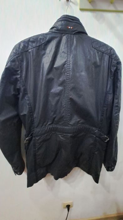 Пролетно яке NAPAPIJRI