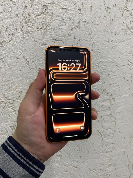 Айфон хр (в корпусе 17pro)