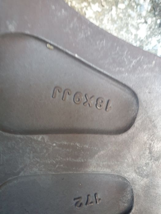 Джанти с гуми спорт пакет18ки за японки авт.