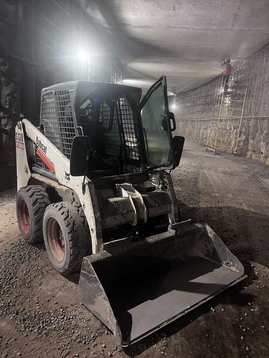 Аренда бобкат и минипогрузчик мксм шетка вила ковш bobcat