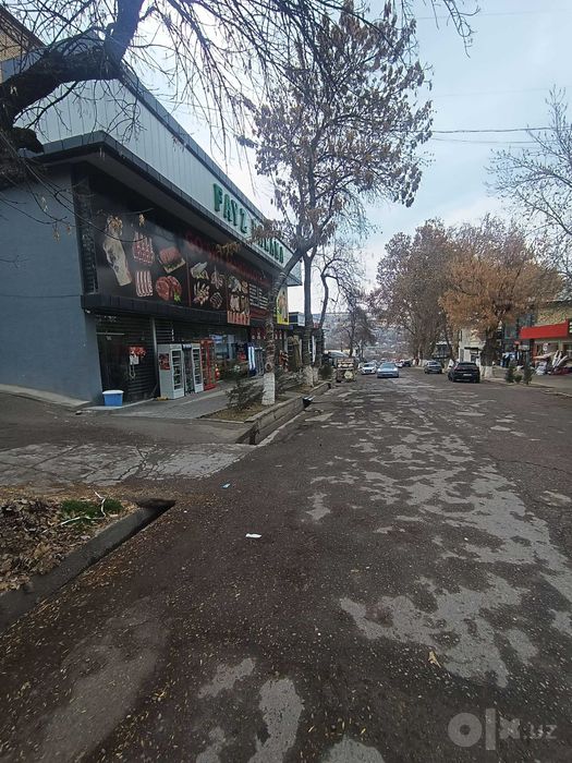 1 xonali uy sotiladi bez remont 1/2/4 chorvoq sentrida joylashgan