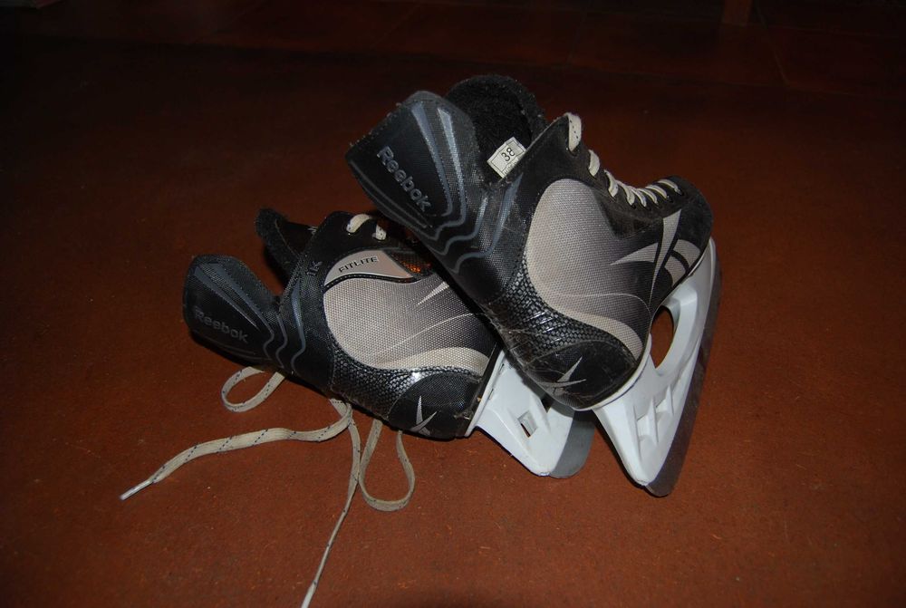 хокейни кънки Reebok 38
