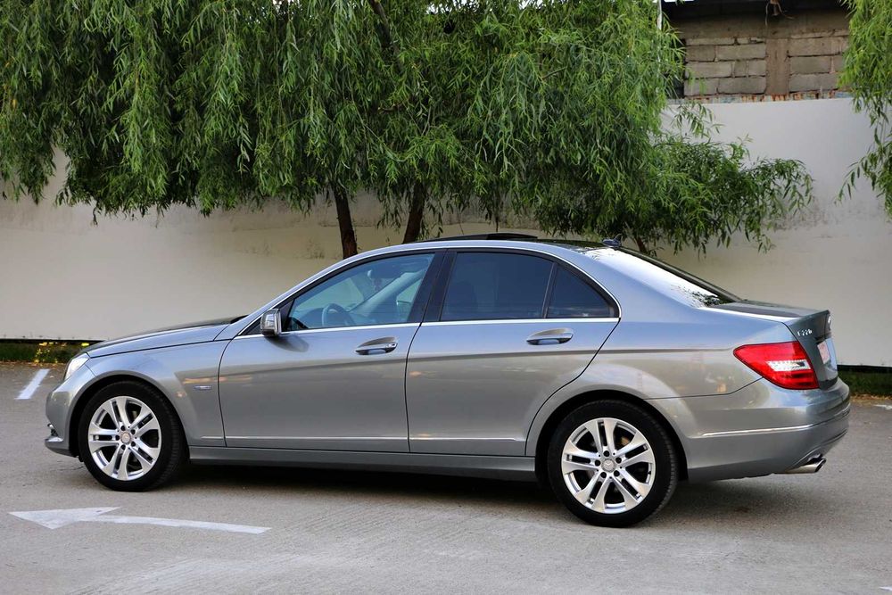 Mercedes-Benz C220 - W204 - Distronic Plus - Full Assist - Trapa dubla - Webasto