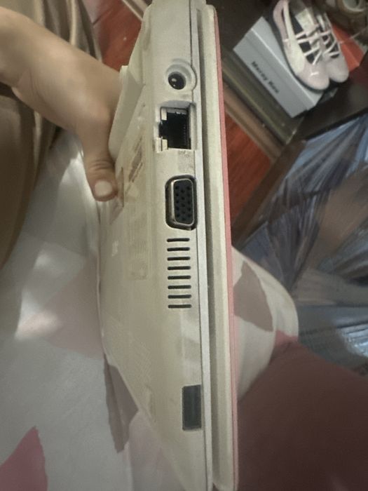 Ноутбук aspire one