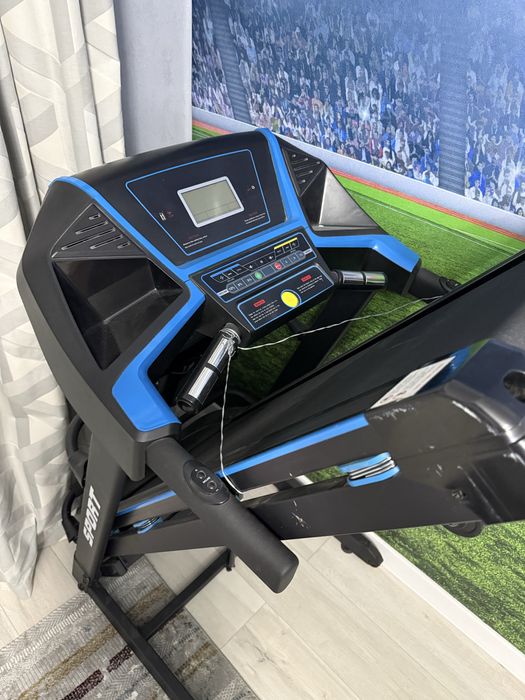 беговая дорожка.