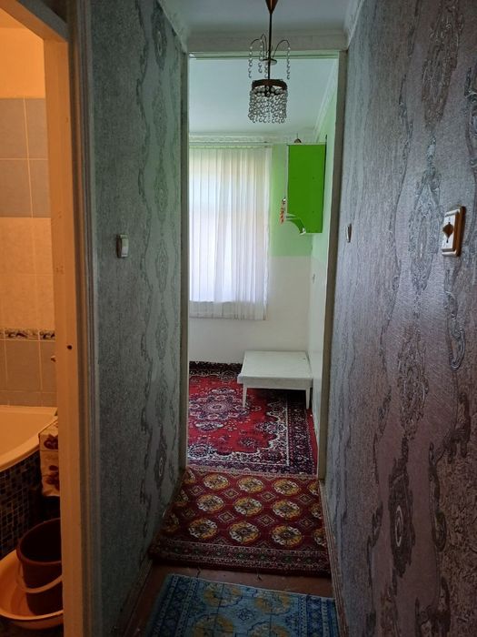Квартира сотилади 1 хонали Ургенч шахарда Хоразм палас
