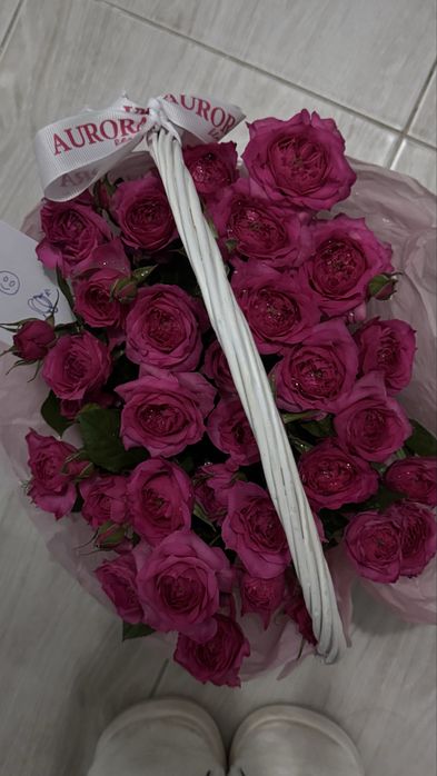 Кустовые розы.