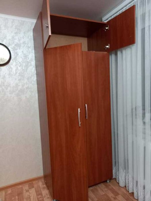 Продается плательный шкаф