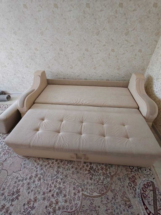 Диван раскладной  б/у