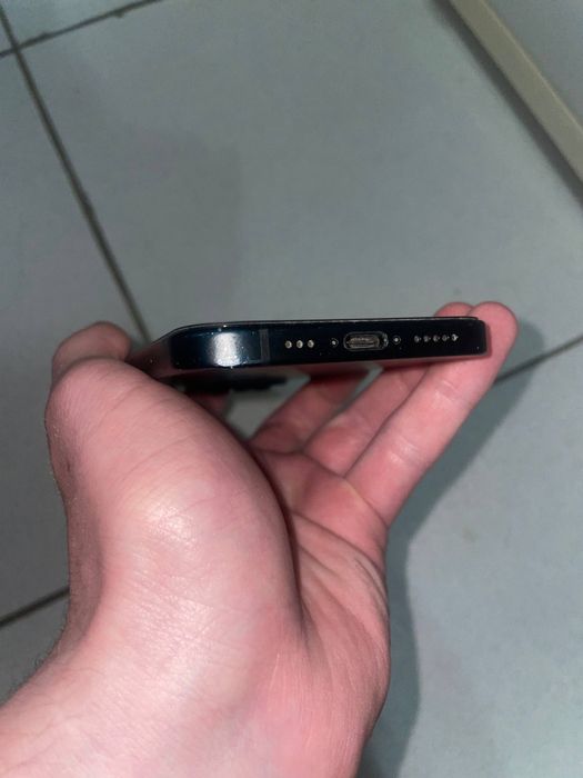 Apple iPhone 15