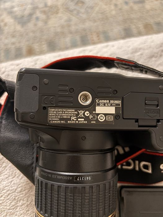 Фотоаппарат Canon EOS 1100D. Nade in Japan