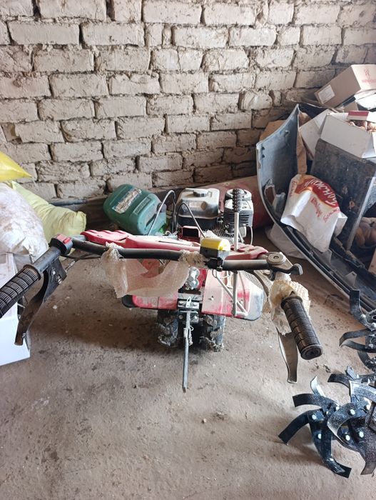 Motokultivator yangi olingan