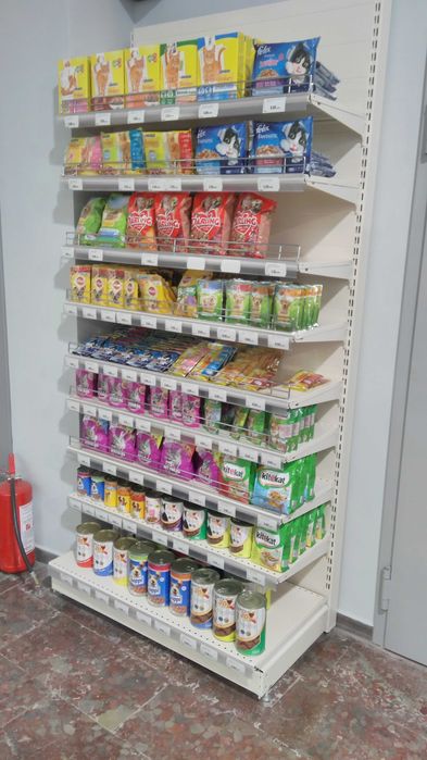 Крайстенни и островни стелажи